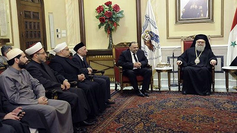 وزير الأوقاف السوري يقدم التهاني بعيد الفصح